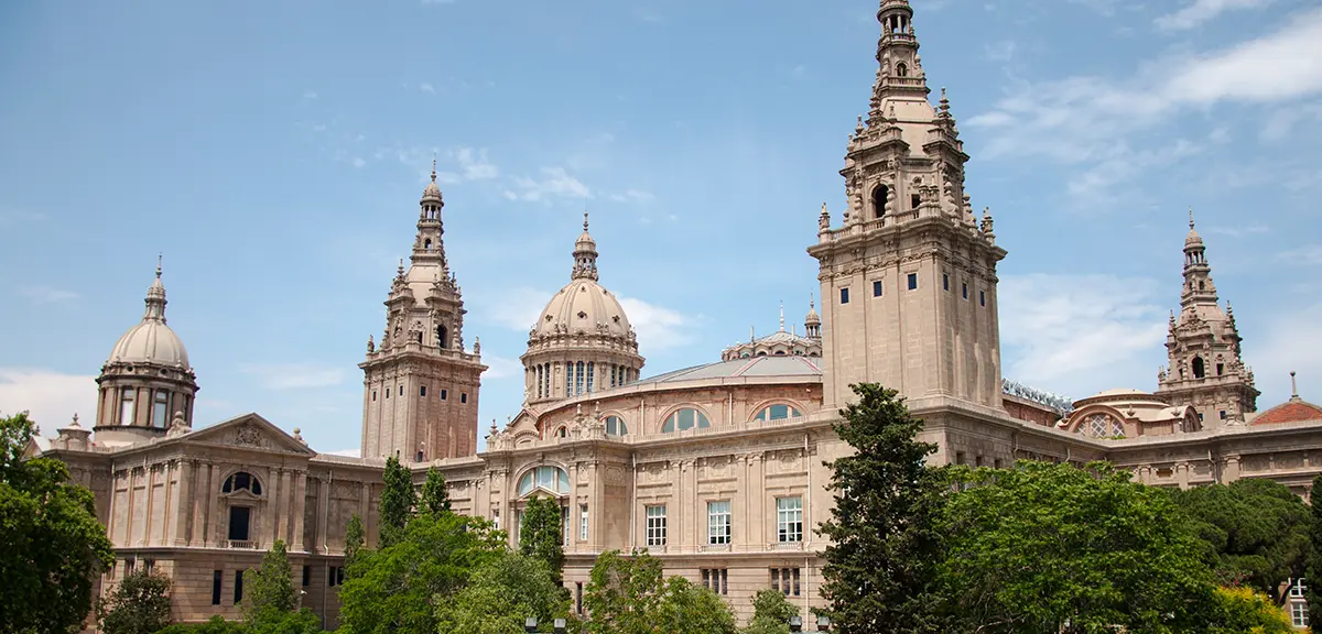 لیست بهترین دانشگاه ‌های بارسلونا در 2025 + شرایط پذیرش